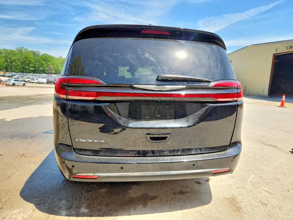 2025 CHRYSLER PACIFICA SELECT 6