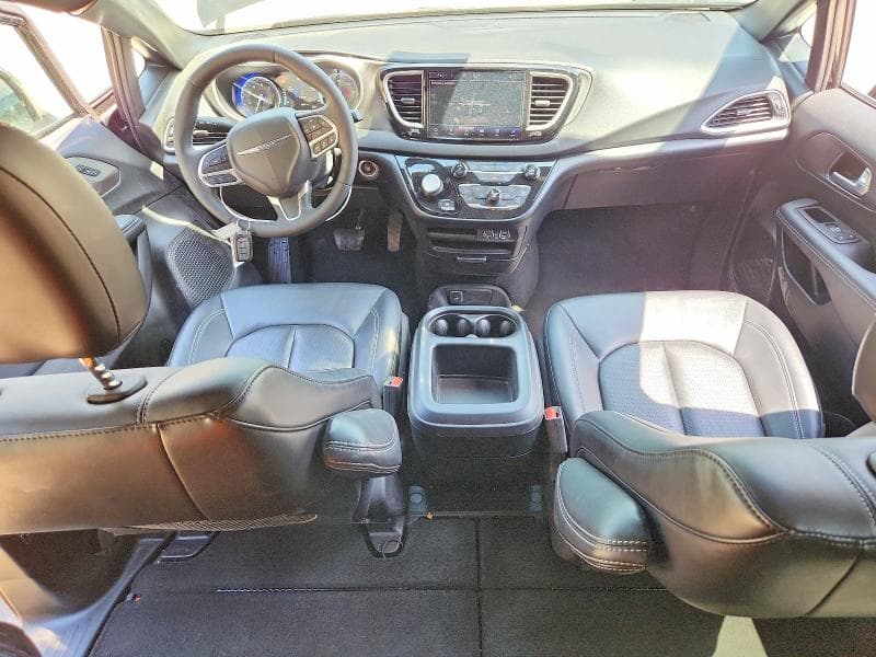 2025 CHRYSLER PACIFICA SELECT 8