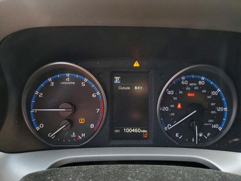 2018 TOYOTA RAV4 LE 9