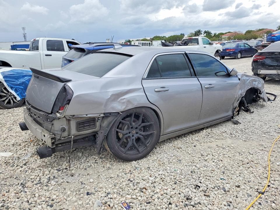 2017 CHRYSLER 300 LIMITED 3
