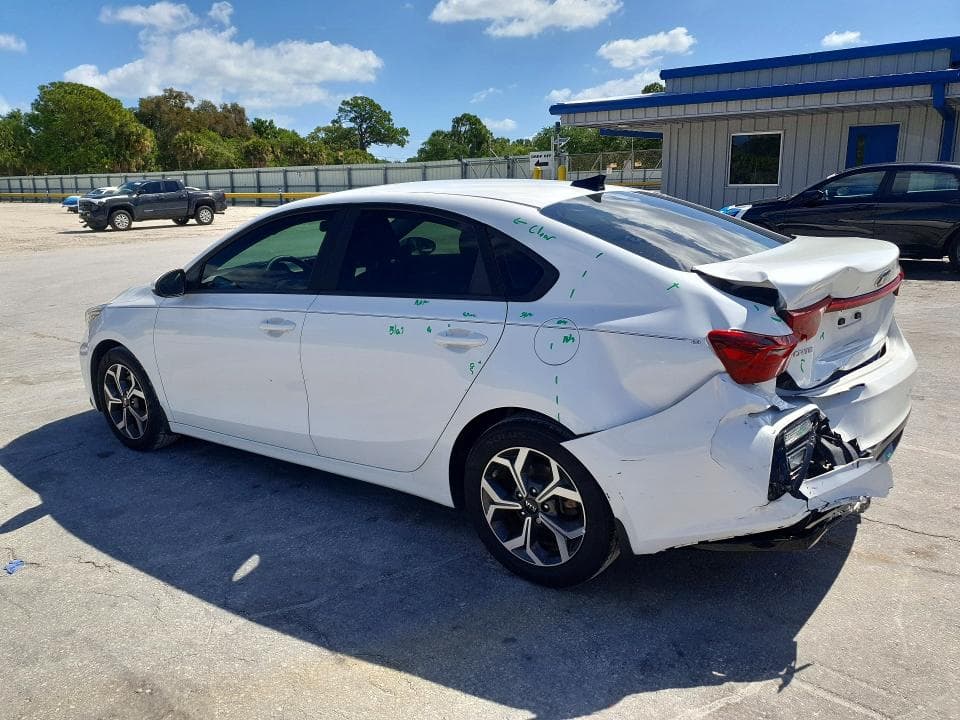 2021 KIA FORTE LXS 2