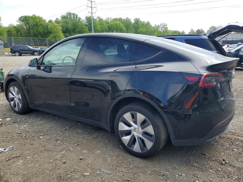 2023 TESLA MODEL Y 2