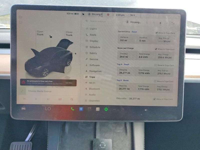 2023 TESLA MODEL Y 9
