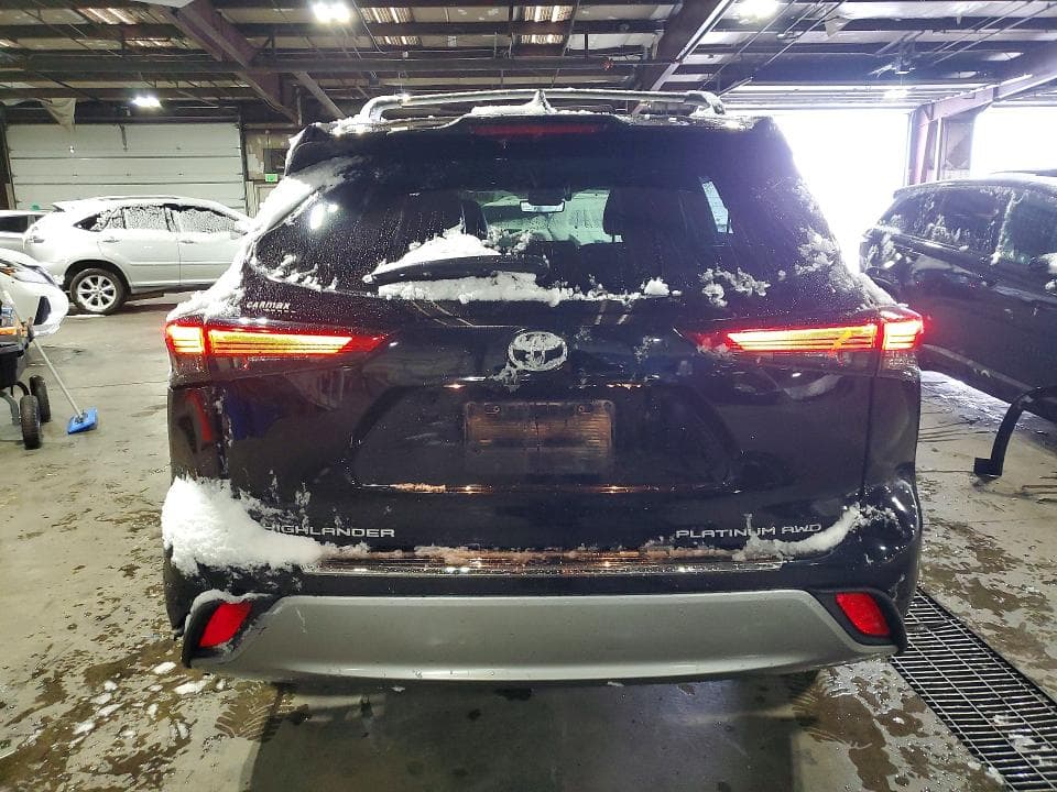 2021 TOYOTA HIGHLANDER PLATINUM 6