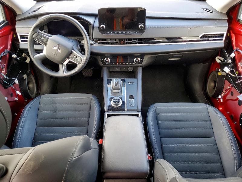 2024 MITSUBISHI OUTLANDER SE 8