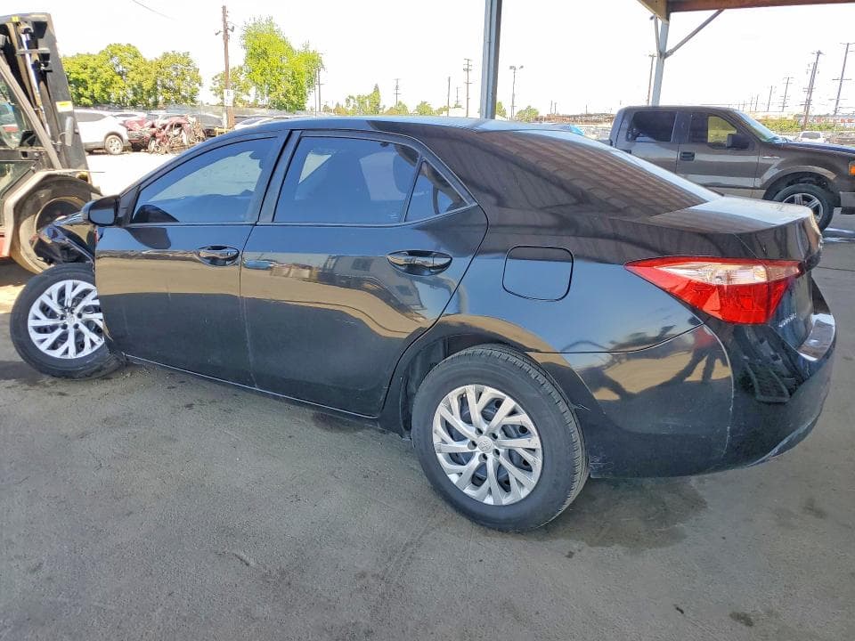 2018 TOYOTA COROLLA LE 2