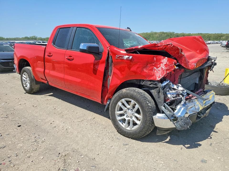 2024 CHEVROLET SILVERADO K1500 LT 4