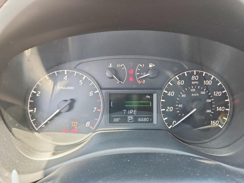 2017 NISSAN SENTRA S S 9