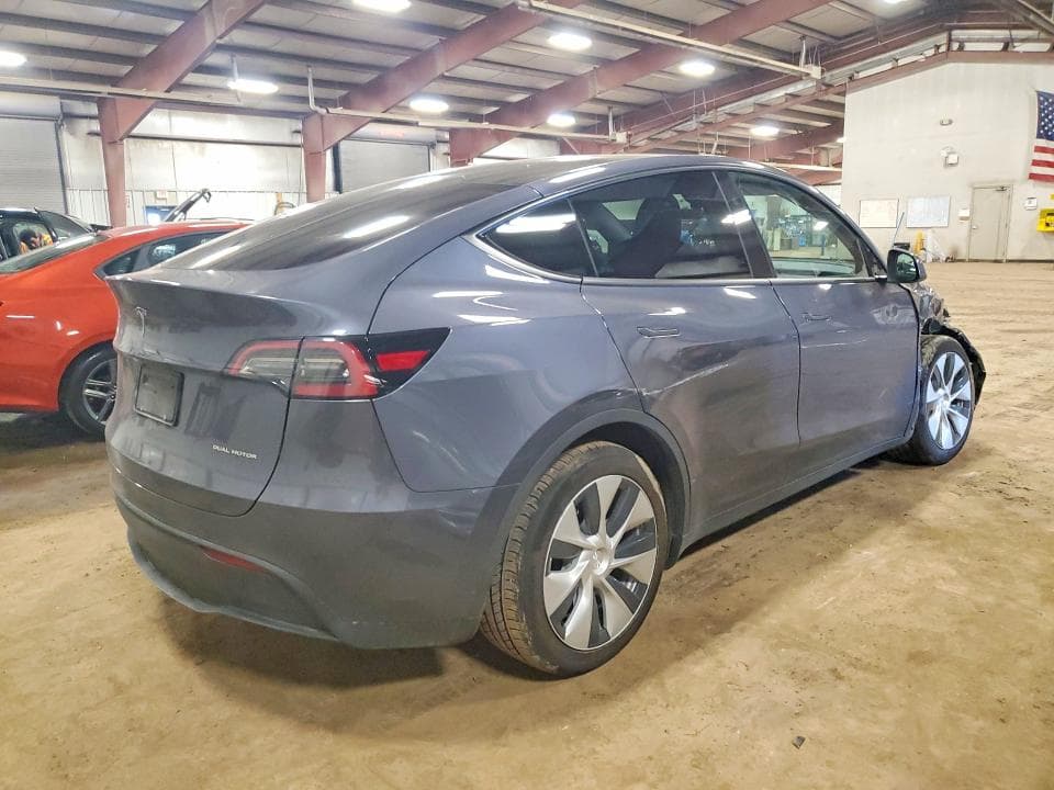 2023 TESLA MODEL Y 3