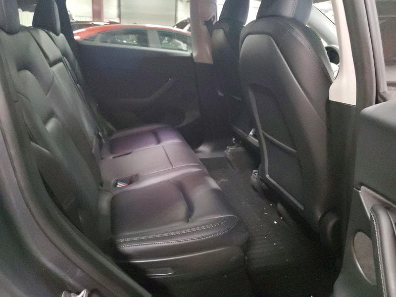 2023 TESLA MODEL Y 10
