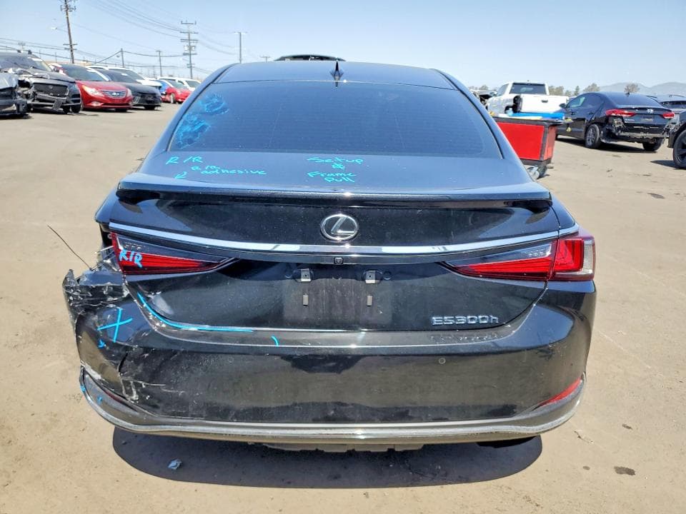 2025 LEXUS ES 300H BASE 6