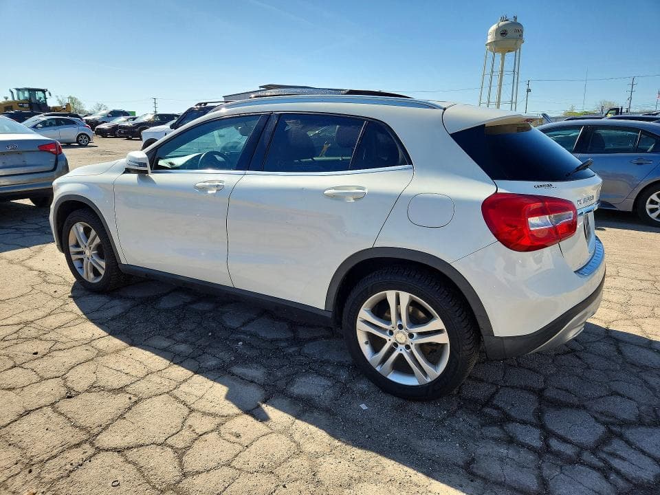 2016 MERCEDES-BENZ GLA 250 2