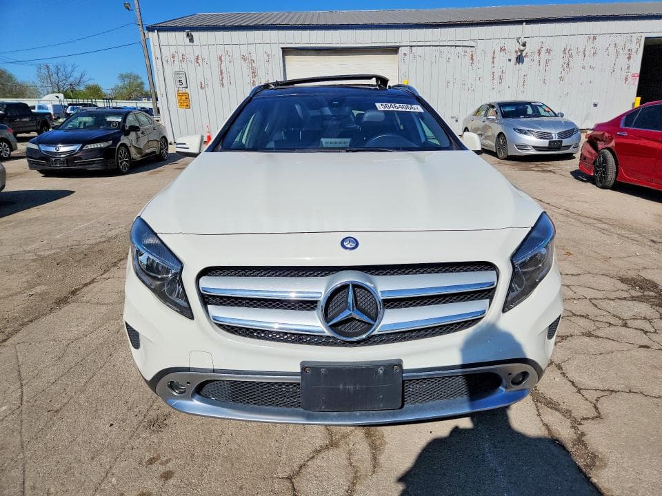 2016 MERCEDES-BENZ GLA 250 5