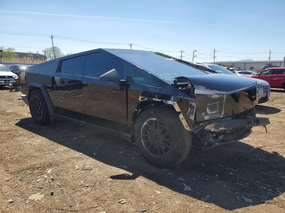2024 TESLA CYBERTRUCK 4