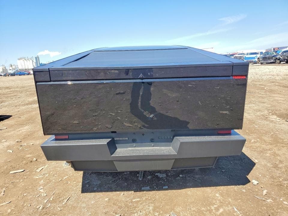 2024 TESLA CYBERTRUCK 6