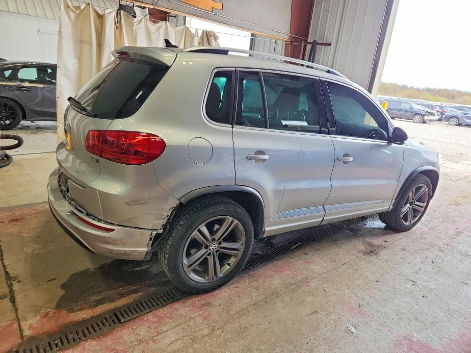 2017 VOLKSWAGEN TIGUAN SPORT 3