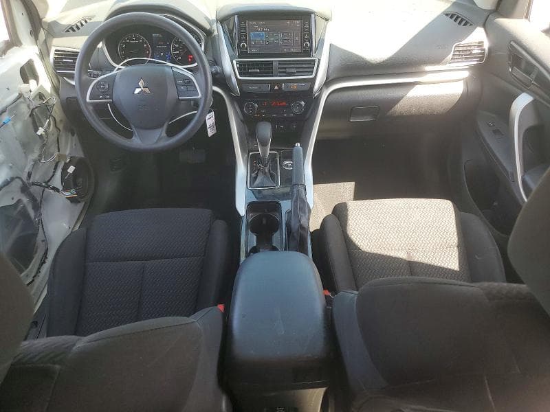 2020 MITSUBISHI ECLIPSE CROSS ES ES 8
