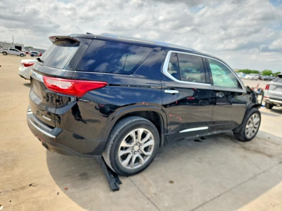 2020 CHEVROLET TRAVERSE PREMIER 3