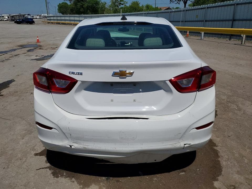 2018 CHEVROLET CRUZE LS 6
