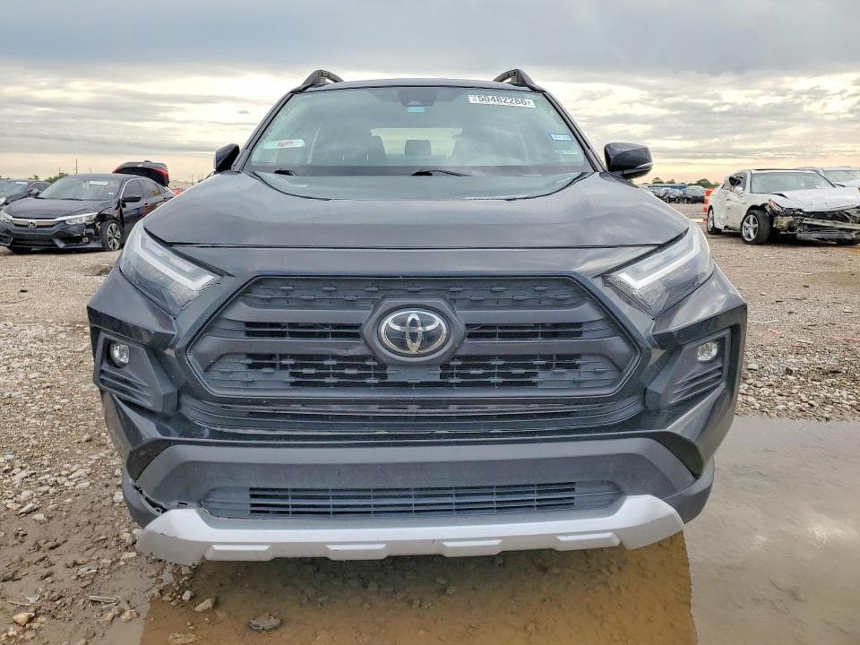 2022 TOYOTA RAV4 ADVENTURE 5