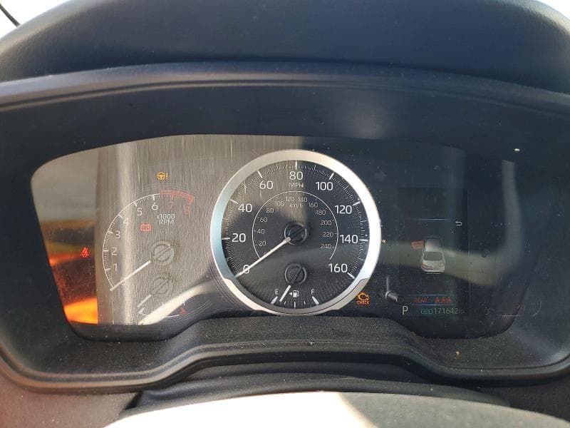 2021 TOYOTA COROLLA LE 9