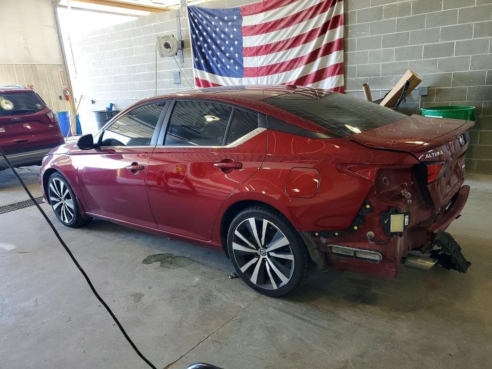 2022 NISSAN ALTIMA SR 2