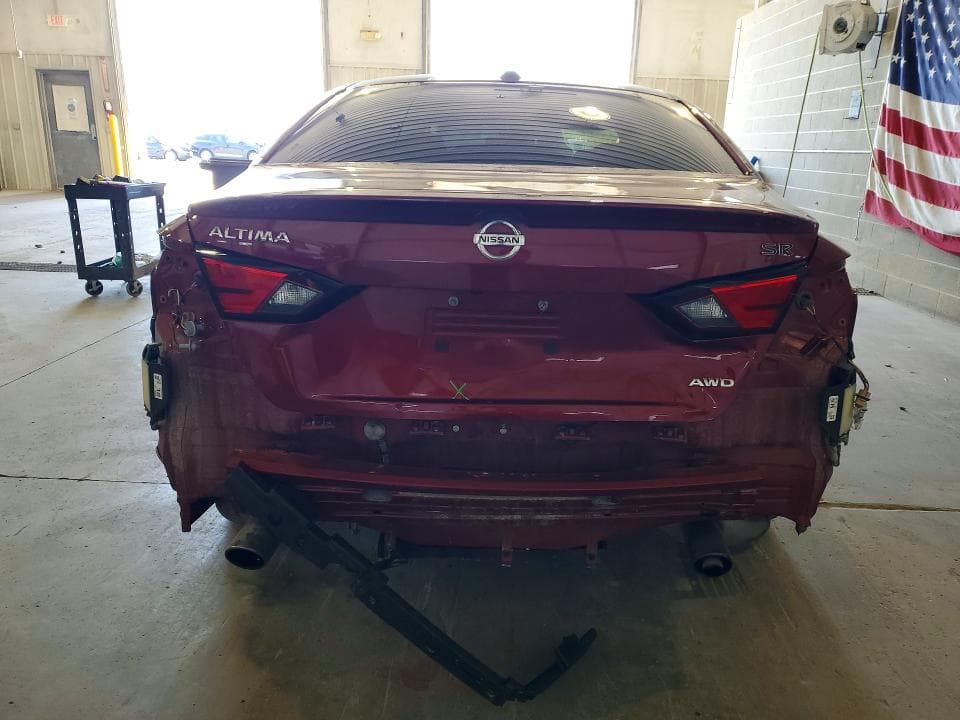 2022 NISSAN ALTIMA SR 6