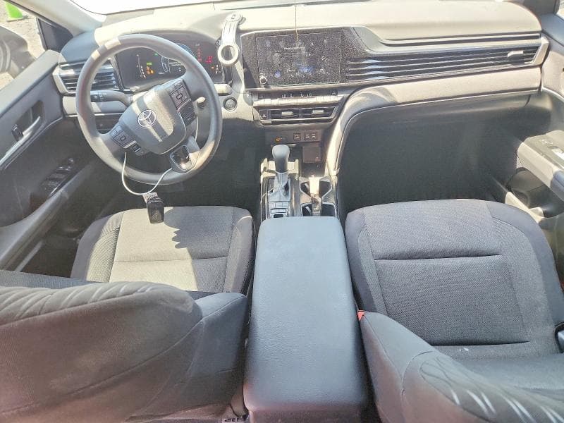 2025 TOYOTA CAMRY LE LE 8