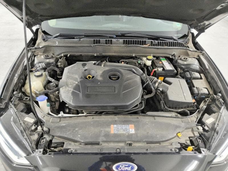 2017 FORD FUSION SE 11