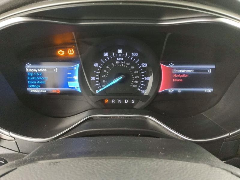 2017 FORD FUSION SE 9