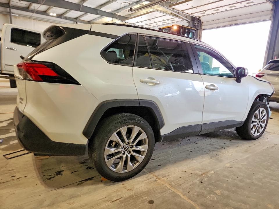 2024 TOYOTA RAV4 XLE PREMIUM XLE PREMIUM 3