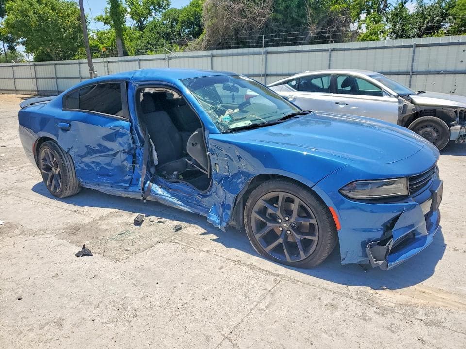 2021 DODGE CHARGER 4