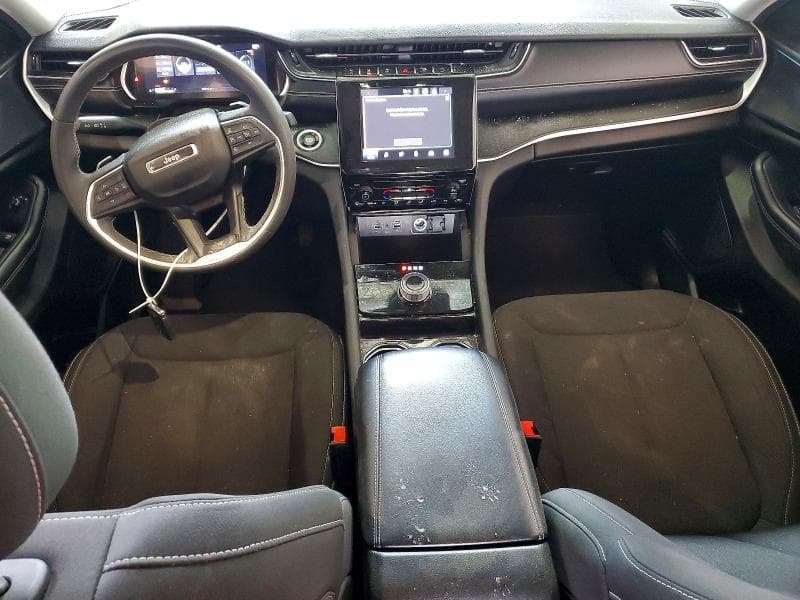 2023 JEEP GRAND CHEROKEE L LAREDO 8