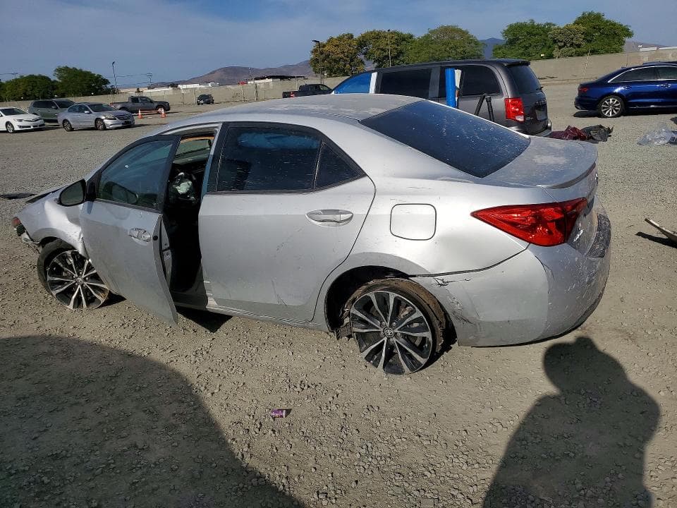 2017 TOYOTA COROLLA 2