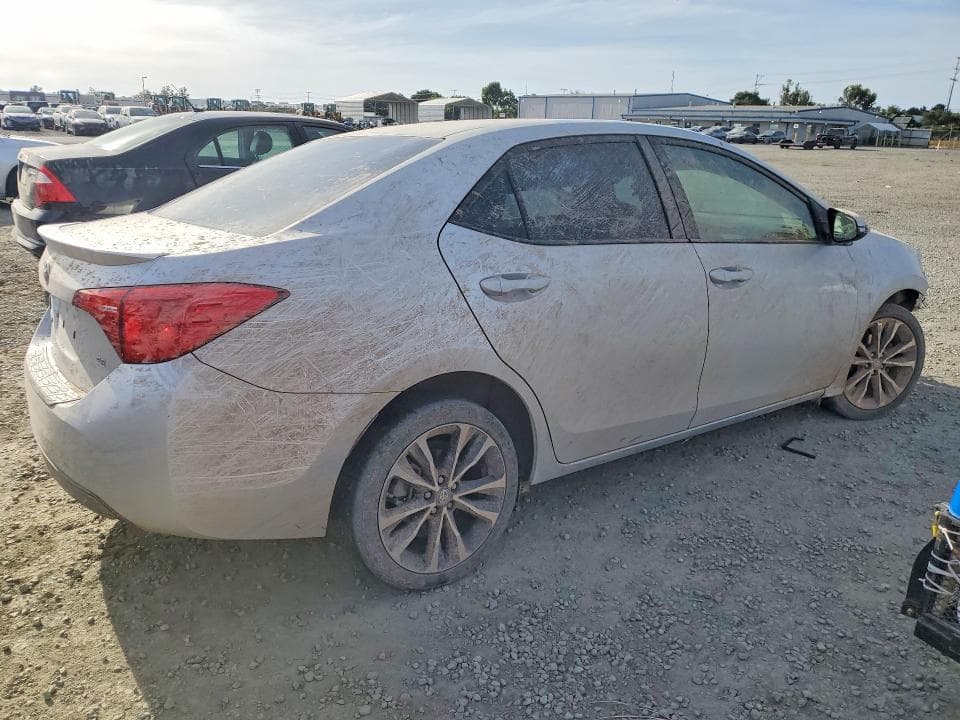 2017 TOYOTA COROLLA 3