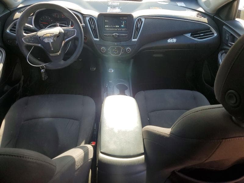 2017 CHEVROLET MALIBU LS 8