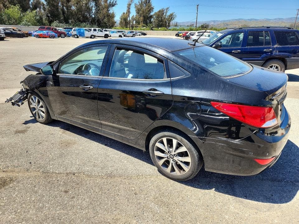 2017 HYUNDAI ACCENT SE 2