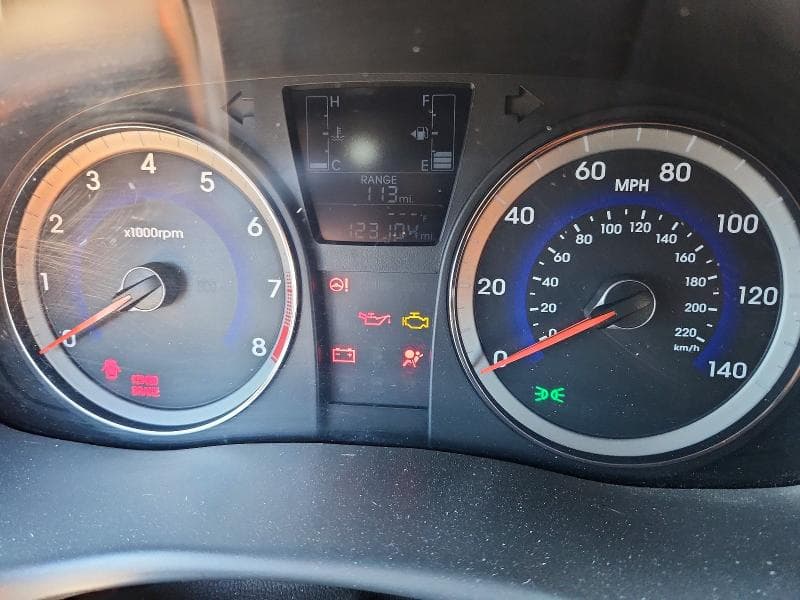 2017 HYUNDAI ACCENT SE 9