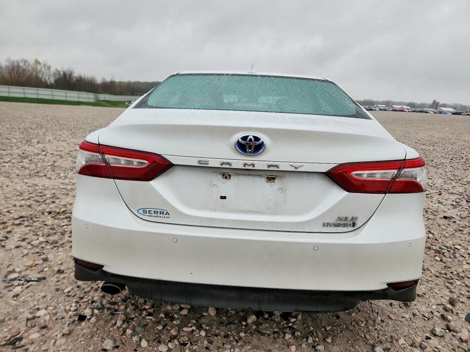 2018 TOYOTA CAMRY HYBRID XLE 6