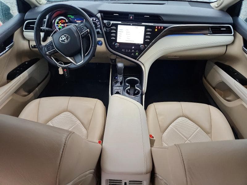 2018 TOYOTA CAMRY HYBRID XLE 8
