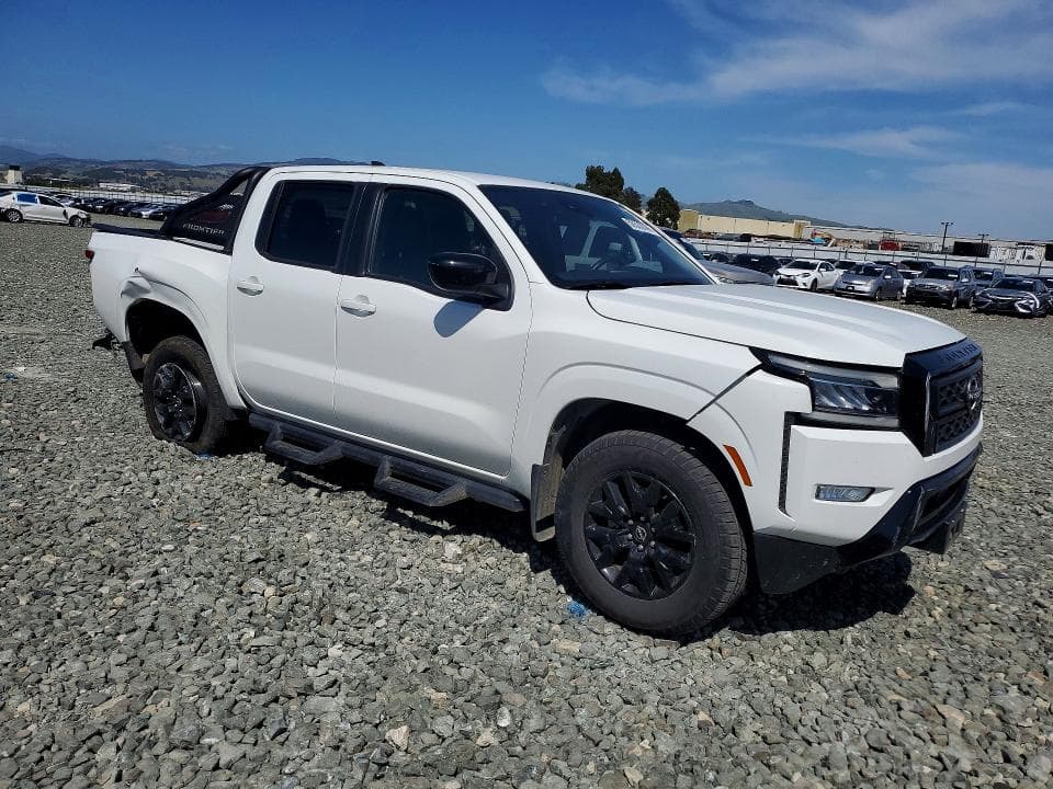 2023 NISSAN FRONTIER SV 4
