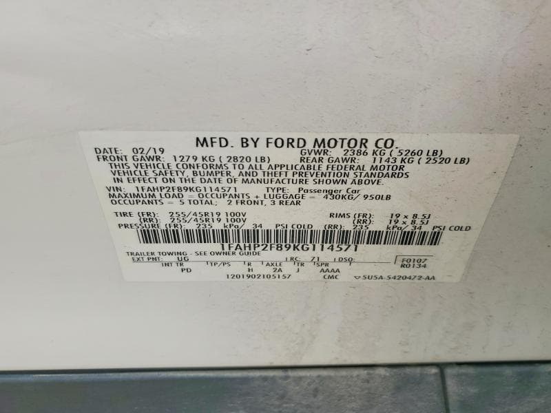 2019 FORD TAURUS LIMITED 12