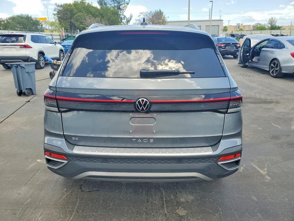 2025 VOLKSWAGEN TAOS SE 6