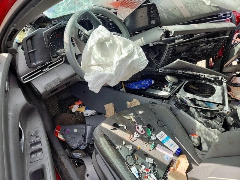 2022 HYUNDAI ELANTRA SEL SEL 8