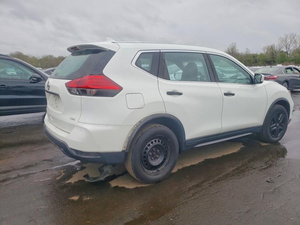 2017 NISSAN ROGUE S 3