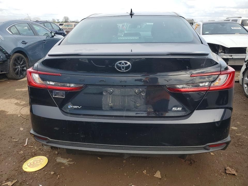 2025 TOYOTA CAMRY SE SE 6