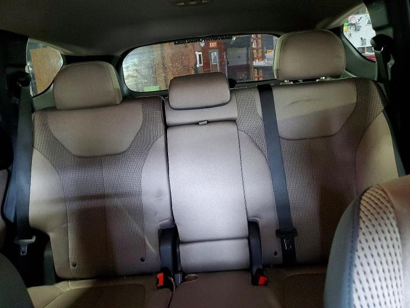 2020 HYUNDAI SANTA FE SEL 10