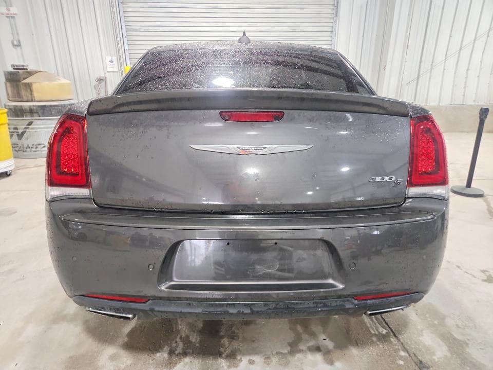 2017 CHRYSLER 300 S 6