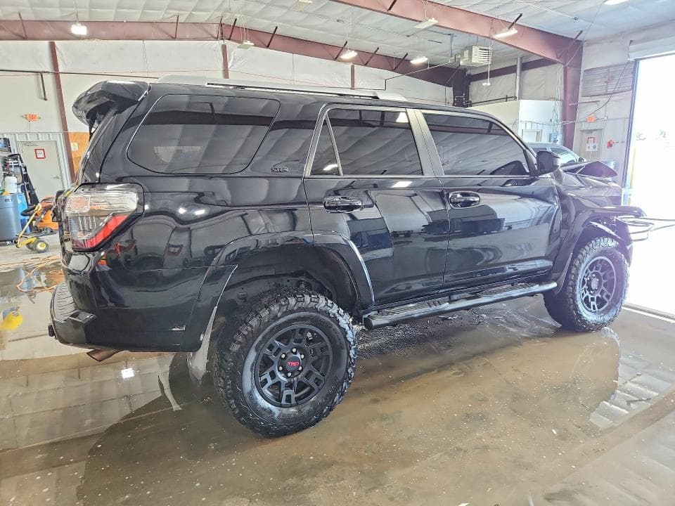 2018 TOYOTA 4RUNNER SR5 3
