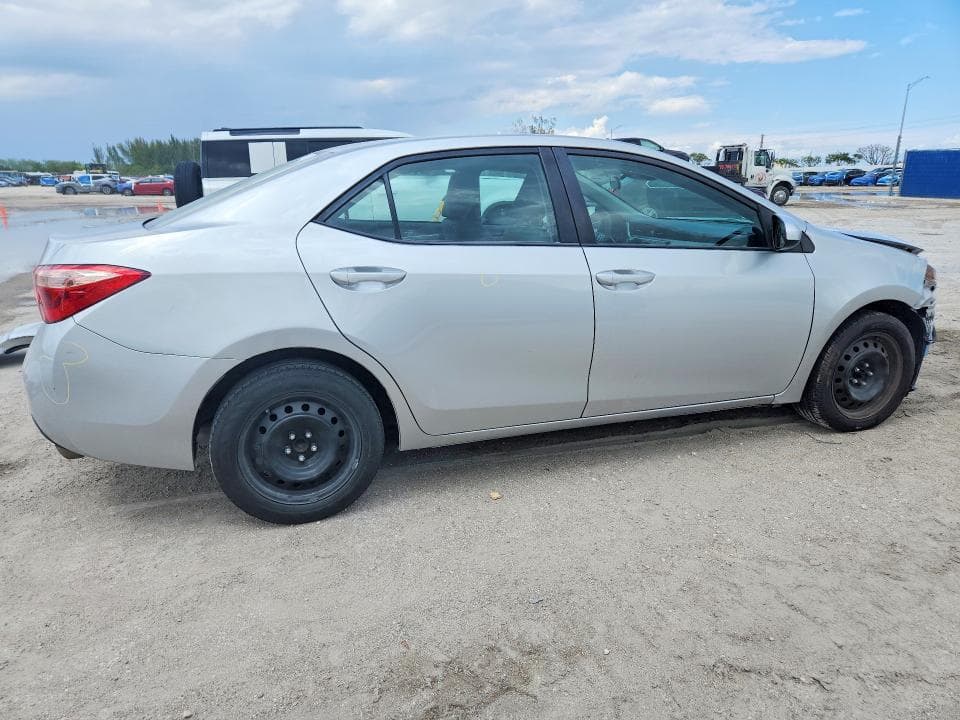 2019 TOYOTA COROLLA LE 3